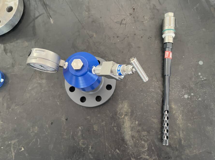 hydraulic corrosion probe